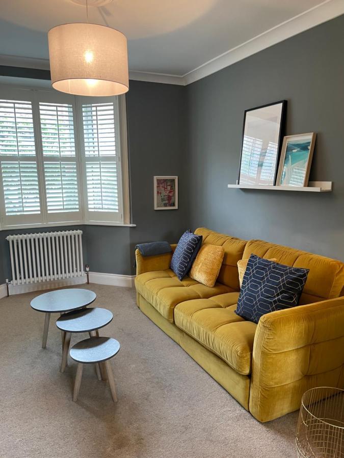 Period Two-Bed House, Next To River And City York Bagian luar foto